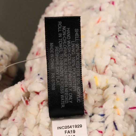 NWT INC International Concept Space Dye Mittens in Ivory - Picture 9 of 10